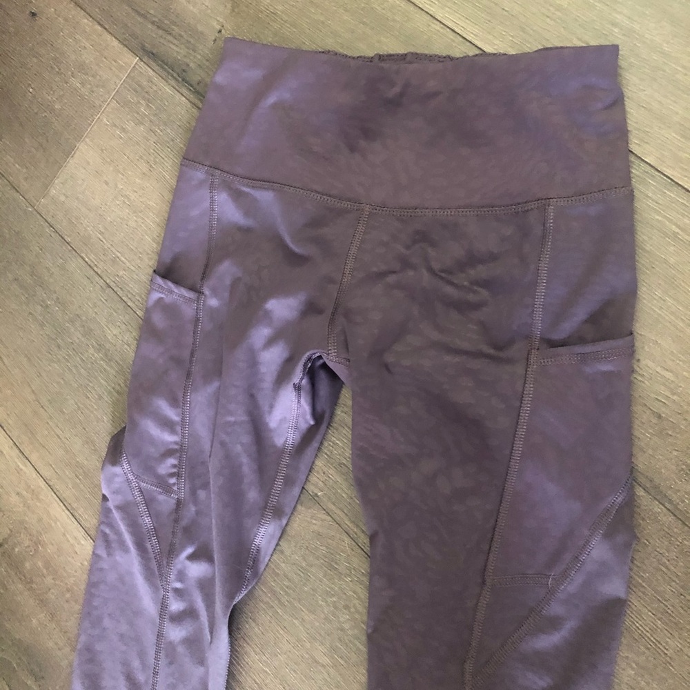 APANA leopard print purple leggings Sz. XS - Picture 5 of 6